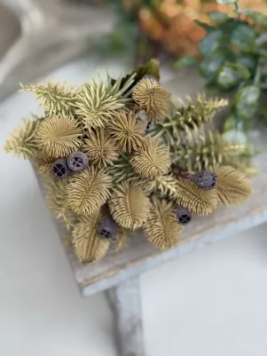 Bodliak, bohatý a hustý zväzok, TOP kvalita, plast, 33cm, maslová farba 