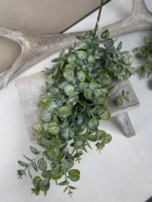 Konár eukalyptus, ako živý, 61cm z toho len listy 36cm, plast 